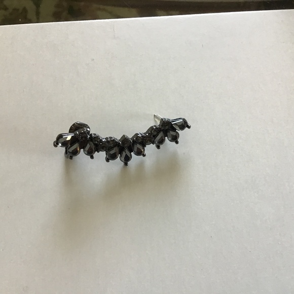 Cuff Earrings (New) - Picture 1 of 3